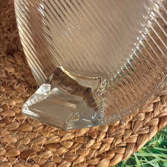 Mikasa Crystal Oval Picture Frame with Ribbed Accents - Picture 10 of 13